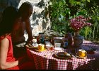 1989 Ardeche 01 34  Hvil på terrassen