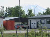 2016-06-12 10-45-39 - IMG 0099  Ved Hotel Stracta. Hekla i baggrunden